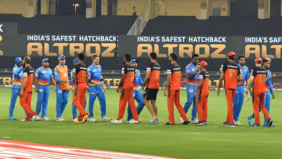 IPL 2020: ಆರ್ಸಿಬಿ ವಿರುದ್ಧ ಟಾಸ್ ಗೆದ್ದ ಡೆಲ್ಲಿ, ತಂಡದಲ್ಲಿ 3 ಬದಲಾವಣೆ!