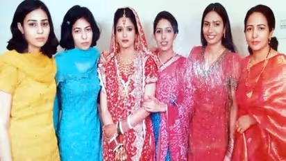 बेटियों को मानते हैं देवी, बेटियां कर रही हैं विदेशों में भारत का नाम रौशन