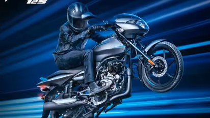 പുത്തൻ ബൈക്ക് അവതരിപ്പിക്കാൻ ഒരുങ്ങി ബജാജ്