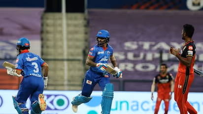 IPL 2020: ಡೆಲ್ಲಿ ಪ್ಲೇ ಆಫ್ ಸ್ಥಾನ ಖಚಿತ, ಸೋತ RCB ಕೂಡ ಸೇಫ್!