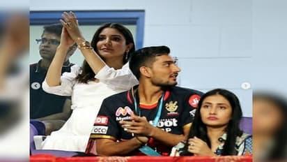 ಪತಿ ವಿರಾಟ್‌ ಕೊಹ್ಲಿಗೆ ಚಿಯರ್‌ ಮಾಡಲು ಬಂದ ಅನುಷ್ಕಾ ಮುಖದಲ್ಲಿ ಆಯಾಸ?