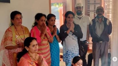 ಕೊಡವ ಶೈಲಿಯಲ್ಲಿ ಗೃಪ್ರವೇಶ ಮಾಡಿದ ಹರ್ಷಿಕಾ; ಕರೆಯಲಾಗಲಿಲ್ಲ ಕ್ಷಮಿಸಿ!