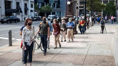 மிரண்டு போய் கிடைக்கும் அமெரிக்கா... தேர்தல் நாளில் 93,000 பேருக்கு கொரோனா பாதிப்பு..!