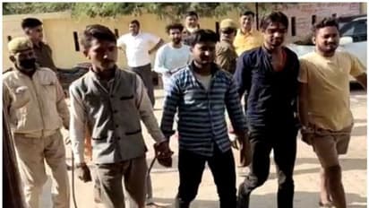 മഥുരയില് മോസ്കിനുള്ളില് ഹനുമാന് കീര്ത്തനവുമായി യുവാക്കള്; നാലുപേര് അറസ്റ്റില്