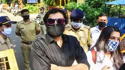 അർണബിനെതിരായ കേസില്‍  സംസ്ഥാന സർക്കാരിനും ഹൈക്കോടതിക്കുമെതിരെ സുപ്രീംകോടതി