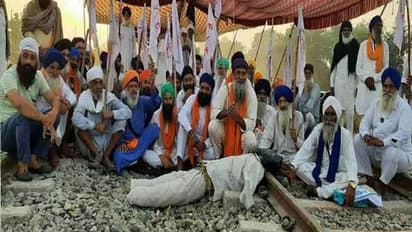 ರೈತರ ಪ್ರತಿಭಟನೆ; 30ಕ್ಕೂ ಹೆಚ್ಚು ರೈಲು ಸಂಚಾರ ರದ್ದು ಮಾಡಿದ ರೈಲ್ವೇ ಇಲಾಖೆ!