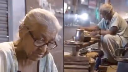 Punjab: 70-year-old woman cooks food on the roadside, ekes out a living
