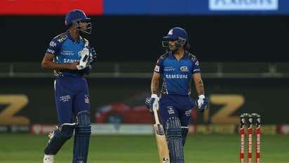 #MIvsDC முக்கியமான போட்டியில் பொளந்துகட்டிய மும்பை இந்தியன்ஸ் வீரர்கள்.. டெல்லி அணிக்கு கடின இலக்கு