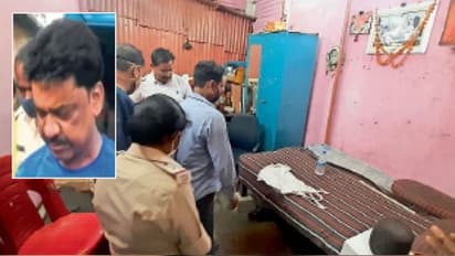 गोदाम का गेट खुलते ही शॉक्ड रह गए लोग, देखा कि चौकी के नीचे छुपकर रो रही थी बच्ची