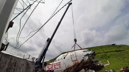 കരിപ്പൂര്‍ വിമാനാപകടം; എയർ ഇന്ത്യ എക്സ്പ്രസ് 1344 അവശിഷ്ടങ്ങള്‍ സുരക്ഷിത സ്ഥാനത്തേക്ക് മാറ്റി