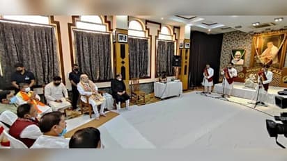 'দিল্লি এলে, আমাদের ঘরে আসবেন',অমিত শাহের নিমন্ত্রণে আপ্লুত পন্ডিত অজয় চক্রবর্তী