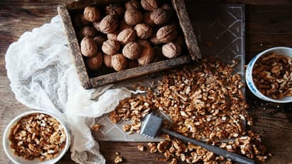 ನೀರಲ್ಲಿ ನೆನೆಸಿಟ್ಟ ಎರಡು ವಾಲ್ನಟ್ ಸೇವಿಸೋದ್ರಿಂದ ಇಷ್ಟು ಪ್ರಯೋಜನಗಳಿವೆ...