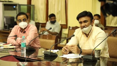 ಕದ್ದುಮುಚ್ಚಿ ಪಟಾಕಿ ಹೊಡೆಯುವವರ ಬಗ್ಗೆ ಸಚಿವ ಸುಧಾಕರ್ ಹೇಳಿದಿಷ್ಟು..!