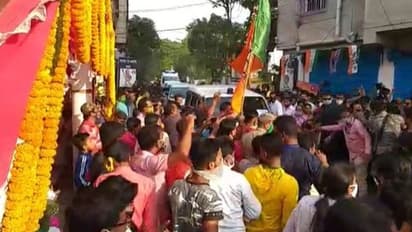 হরিচাঁদ-গুরুচাঁদ মন্দিরে গেলেন অমিত শাহ, নিউটাউনে সবাই মিলে সারলেন মধ্যাহ্নভোজ