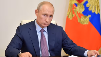 പുടിനോട് പ്രസിഡന്റ് സ്ഥാനമൊഴിയാന് കാമുകി ആവശ്യപ്പെട്ടോ?