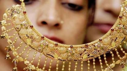 ಎಲೆಕ್ಷನ್ ಭರಾಟೆ ಮಧ್ಯೆ ಚಿನ್ನದ ದರದಲ್ಲಿ ದಾಖಲೆಯ ಕುಸಿತ, ಗ್ರಾಹಕರ ಮುಖದಲ್ಲಿ ಆನಂದ!