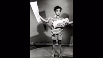 Kamal Haasan: அன்று முதல் இன்று வரை... உலக நாயகன் கமல்ஹாசனின் மறக்க 15 முடியாத வேடங்கள்!! புகைப்பட தொகுப்பு!