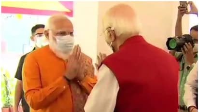 'പാര്ട്ടിയെ ഉന്നതിയിലേക്കെത്തിച്ച മനുഷ്യന്'; അദ്വാനിക്ക് പിറന്നാള് ആശംസകള് നേര്ന്ന് മോദി