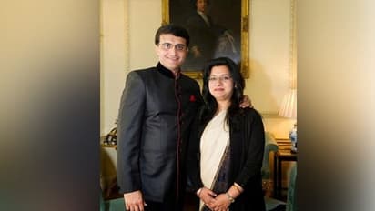 ঝুঁকি নিতে রাজি নন চিকিৎসকরা, দুর্গাপুজা কার্নিভালে অংশ নিচ্ছেন না ডোনা গঙ্গোপাধ্যায় 