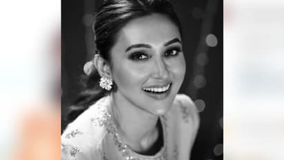 পৃথিবীর সমস্ত আনন্দের মাঝে মিমি, কী কারণে এত খুশি সাংসদ-অভিনেত্রী