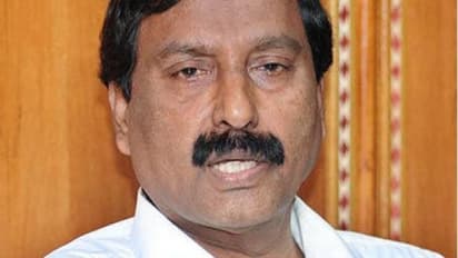 ஆளும் கட்சியை எதிர்த்து திமுகவினர் பேசினால் ஒரு பக்கம் மீசையை எடுக்க தயார் - அதிமுக மாநில செயலாளர் ஆவேசம்