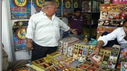 हंसते-हंसते: राष्ट्रपति चुनाव हारते ही भारत पहुंचे ट्रंप, वायरल हुई दुकान में पटाखे बेचते हुए ये तस्वीर