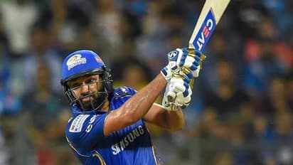 ആദ്യ വിക്കറ്റ് നഷ്ടം; കലാശപ്പോരില് ഡല്ഹിക്കെതിരെ പ്രതീക്ഷ കൈവിടാതെ മുംബൈ