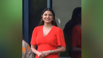 ಪತಿ ವಿರಾಟ್‌ ಬರ್ತ್‌ಡೆಗೆ ಅನುಷ್ಕಾ ಧರಿಸಿದ್ದ ಡ್ರೆಸ್  ಬೆಲೆ ಎಷ್ಷು ಗೊತ್ತಾ?