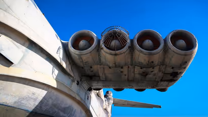 ഒടുവില്‍ സോവിയറ്റ് പ്രതാപമായ 'വിമാനകപ്പലിന്' പുതിയ ജന്മം.!