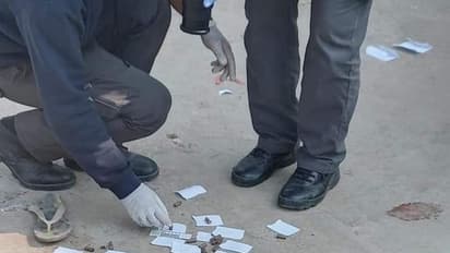 রক্তভেজা চাতালে পাশাপাশি পড়ে মা ও ছেলের দেহ, ফের পাকিস্তানে নৃশংস সংখ্যালঘু হত্যা