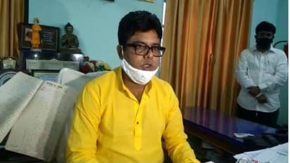 শুভেন্দুর সঙ্গে ঘনিষ্ঠতার জের, দলীয় নেতৃত্বের কোপে মুর্শিদাবাদের জেলা পরিষদের সভাধিপতি