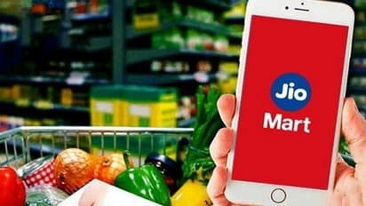 Reliance JioMart collaborates with WhatsApp to order groceries, vegetables via chat
