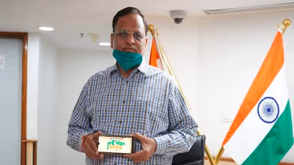 दिल्ली सरकार की सराहनीय पहल, कोरोना मरीज़ों के निःशुल्क परिवहन लिए लांच किया 'जीवन सेवा' एप