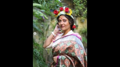 আবারও কি বিয়ের পিঁড়িতে স্বস্তিকা, 'ফুলশয্যা'র সাজে হটকে পোজ বঙ্গতনয়ার