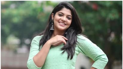 അപര്‍ണ ബാലമുരളിയെ അഭിനന്ദിച്ച് തമിഴകവും, കരിയറിലെ വഴിത്തിരിവെന്ന് താരം!