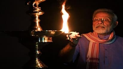 'সেনাদের জন্য জ্বালুন একটি করে প্রদীপ', দীপাবলি উদযাপনে কোথায় চললেন প্রধানমন্ত্রী