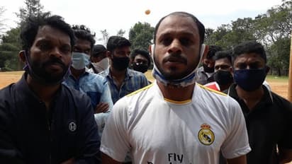 ഇരുമുന്നണികള്ക്കുമെതിരെ തരിയോട്ടെ യുവാക്കളുടെ 'സ്റ്റേഡിയം സ്ഥാനാര്ഥി'