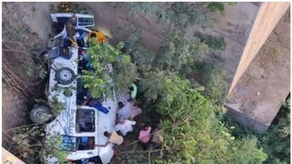 മഹാരാഷ്ട്രയിൽ വാഹനാപകടത്തിൽ അഞ്ച് മലയാളികൾ മരിച്ചു; ഏഴ് പേര്ക്ക് പരിക്ക്