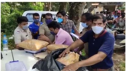 ചെങ്ങന്നൂരില് അപകടത്തിൽപ്പെട്ട കാറിൽ നിന്ന് കഞ്ചാവ് പിടികൂടി