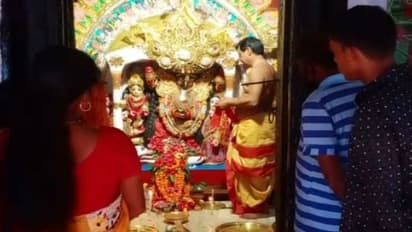 KaliPuja 2021-মুসলিম জমিদারের হাতে শুরু হয় তিন বোনের বুড়ি কালী পুজো