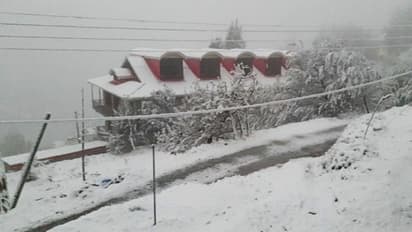 তুষারপাতে সাদা তিন রাজ্যের বহু এলাকা, বন্ধ করা হল কেদারনাথের দরজা - দেখুন ছবি ও ভিডিও