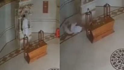 ದೇವರಿಗೆ ಪೂಜೆ ಮಾಡುವಾಗಲೇ ಪ್ರಾಣ ಬಿಟ್ಟ ಮಾಜಿ ಶಾಸಕ, ವಿಡಿಯೋ ವೈರಲ್..!