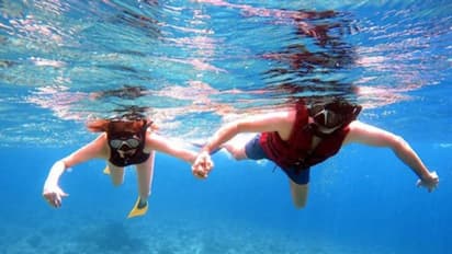 ಮಾಲ್ಡೀವ್ಸ್‌ನಲ್ಲಿ ಕಾಜಲ್: ಅಂಡರ್ ವಾಟರ್ ಬೆಡ್‌ರೂಂನಲ್ಲಿ ರೊಮ್ಯಾಂಟಿಕ್ ಕಪಲ್