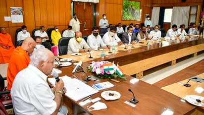 ಎಸ್.ಷಡಕ್ಷರಿ ಅವರ ಕ್ಷಣ ಹೊತ್ತು ಆಣಿ ಮುತ್ತು ಪುಸ್ತಕ ಬಿಡುಗಡೆ...