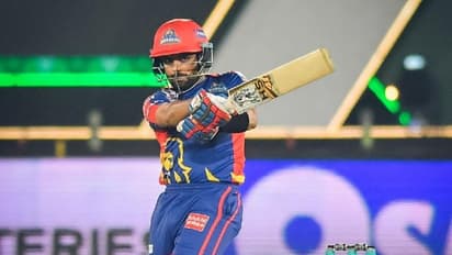 പാകിസ്ഥാന് സൂപ്പര് ലീഗ്: ലാഹോര് ഖലന്തേഴ്സിനെ തോല്പ്പിച്ചു, കറാച്ചി കിംഗ്സിന് കന്നി കിരീടം