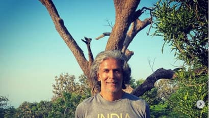 ಶಿವದೇವಾಲಯಕ್ಕೆ ಹೋಗ್ತಾ ದಾರಿಯುದ್ದಕ್ಕೂ ಕಸ ಹೆಕ್ಕಿ, ಸ್ವಚ್ಛ ಮಾಡಿದ್ರು ಬಾಲಿವುಡ್ ನಟ