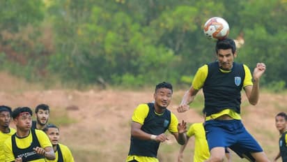 'ഇടഞ്ഞ കൊമ്പനെ തടയാന് നില്ക്കല്ലേ!'; ബ്ലാസ്റ്റേഴ്സിന് ആശംസകളുമായി പ്രീമിയര് ലീഗ് വമ്പന്മാര്