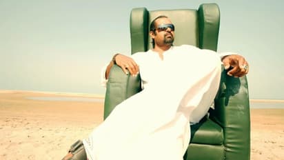 'ലഞ്ച് ബ്രേക്കിനിടെ എഡ്ഡി ജോണ് കുരിശിങ്കല്'; 'ബിഗ് ബി' അപൂര്വ്വ ലൊക്കേഷന് ചിത്രം പങ്കുവച്ച് മനോജ് കെ ജയന്