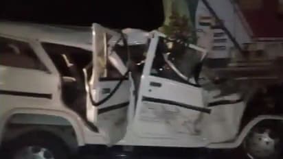 Uttar Pradesh: 6 children among 14 die in road accident on Prayagraj-Lucknow highway