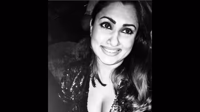 விஜய் கூட ஆடும் போது 2 மாசம் கர்ப்பம்... அஜித் கிட்ட திட்டு வாங்கினேன்.. மாளவிகா பகிர்ந்த மலரும் நினைவுகள்!